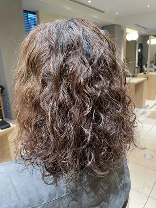 パーマ 畠山 莉緒のヘアスタイル