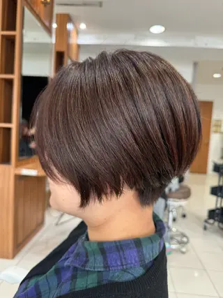 ショート 髪質改善×白髪ぼかし 美容師✂️武澤龍賀のヘアスタイル