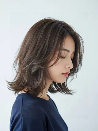 セミロング siun.シウン　京都駅前所属・木下 旬起のヘアスタイル