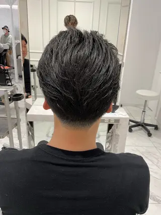 パーマ メンズ be’leef.Liz 枚方駅前店【ビリーフ】 (ビリーフ リズ ヒラカタエキマエテン)所属・稲村 直也のヘアスタイル