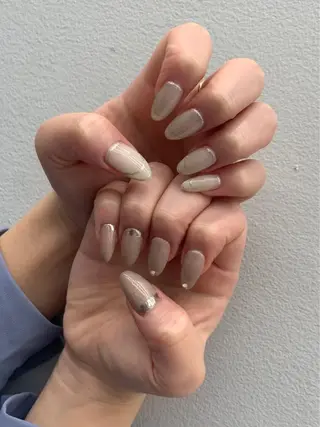 ネイル 河内 大慎のヘアスタイル