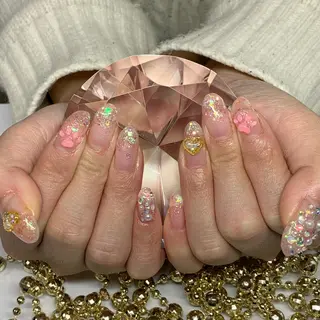 ネイル RuxuryNail ／RiAnnaのネイルデザイン