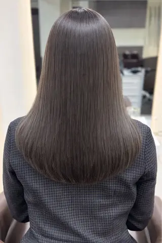 ロング カラー BONDZSALON麻布十番パティオ通り店所属・マエザワ リュウのヘアスタイル