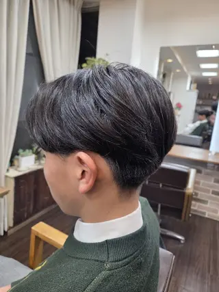 パーマ メンズ ショート VIS-a-Vis 本蓮沼店所属・タカマツ アユムのヘアスタイル