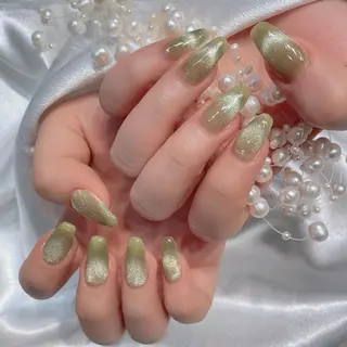 ネイル RAFFINE 月🦋🩵のネイルデザイン