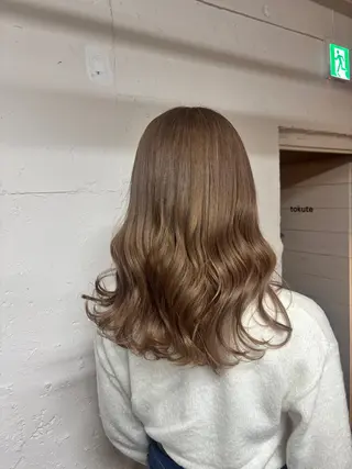 ミディアム カラー 🩵似合わせカット SEIRA🩵のヘアスタイル