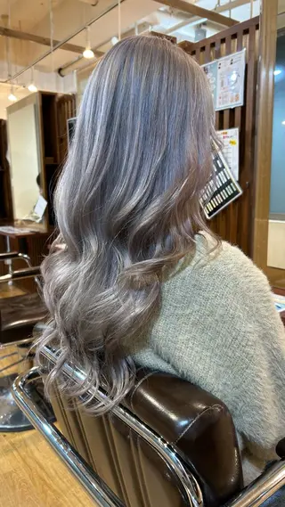 ロング カラー デザインカラー／ ハイトーン／竹井俊介のヘアスタイル