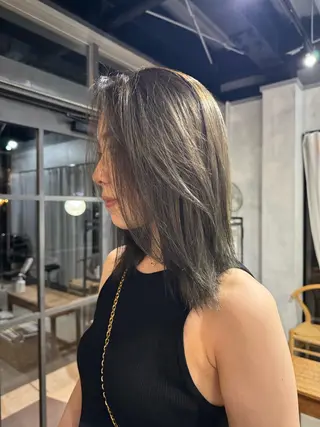 ミディアム 薮 夏帆のヘアスタイル
