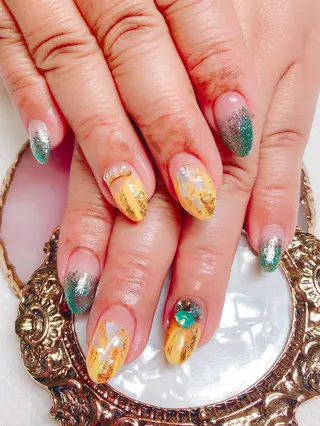 ネイル CROWN プライベートサロンのネイルデザイン