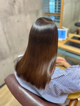 セミロング 艶髪🌈ムラカミ サキのヘアスタイル