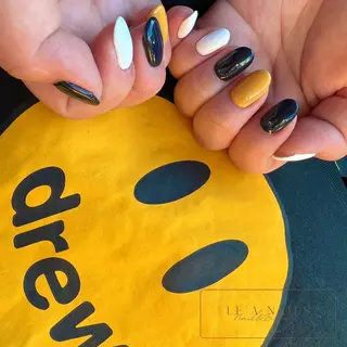 ネイル LE'A NAILSのネイルデザイン