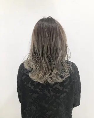 セミロング カラー ニュアンスカラー🫧 加納のヘアスタイル