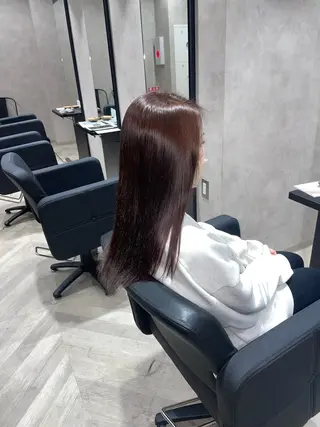 ロング カラー ピンクカラー/ 透明感カラー鈴木海音のヘアスタイル