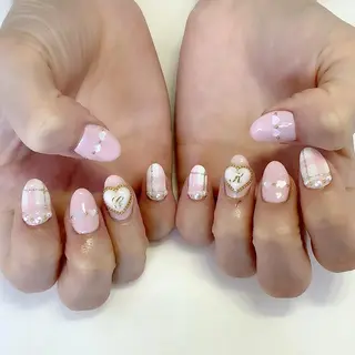 ネイル 💎🐰 saki. m 🐰💎のネイルデザイン