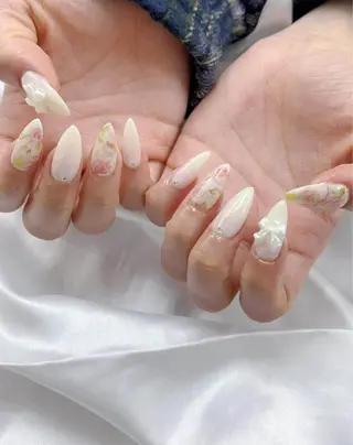 ネイル Hara Nail 【パラジェル使用】のネイルデザイン