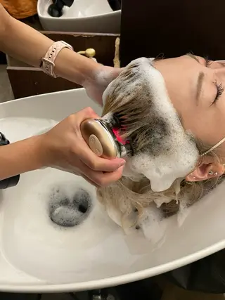 cure所属・井上 真里奈のヘアスタイル