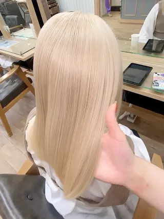 ロング ブリーチなしWカラー /レイヤー/セイナのヘアスタイル