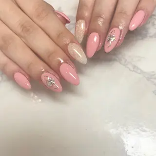 ネイル Nailsalon Merci所属・Merci momoのネイルデザイン