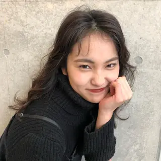 ミディアム Lycka所属・ナギサ/ 大分森町のヘアスタイル