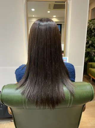 ロング 小鴨 美佳のヘアスタイル