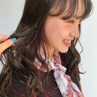 ミディアム カラー 幸喜 美咲のヘアスタイル