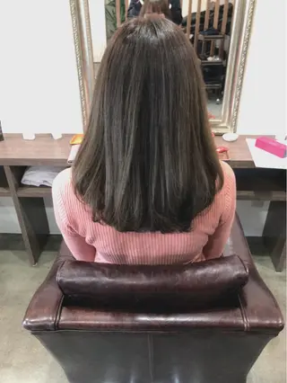 セミロング カラー レイヤーカット匠 イソザキノリユキのヘアスタイル