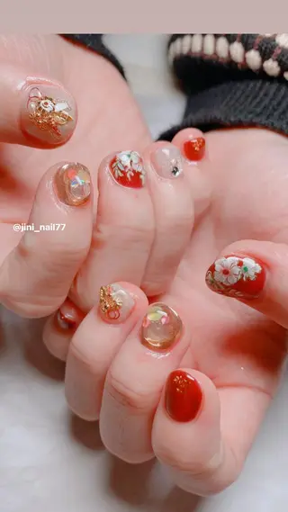 ネイル JINI NAIL所属・ジニ ネイルのネイルデザイン