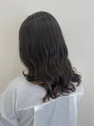 カラー パーマ 林 杏夏のヘアスタイル