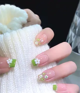 ネイル u1salon所属・ゆい ユイのネイルデザイン