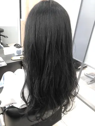 ロング カラー OFF YUYAのヘアスタイル