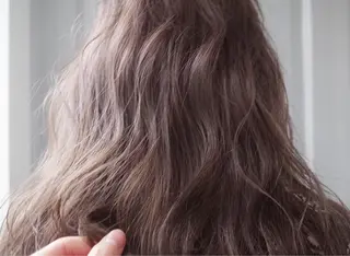 ミディアム カラー suvvy hairsalonのヘアスタイル