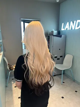 ロング カラー ブリーチカラー 🩵MIZUKIのヘアスタイル