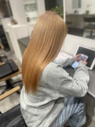 ロング カラー GaKu/ハイトーン /ブリーチ/レイヤーのヘアスタイル