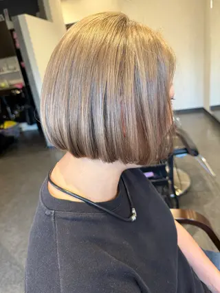 ミディアム 髪質改善⚡️カラー 🍀武久 誠🍀のヘアスタイル