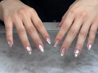 ネイル Odon Beauty  nail  salon所属・VIP TRENDYのネイルデザイン