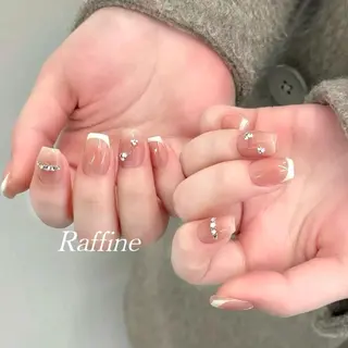 ネイル RAFFINE 月🦋🩵のネイルデザイン