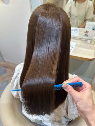 ロング おくざわ ゆりのヘアスタイル
