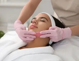 LOWE eyelash&脱毛の眉毛・アイブロウイメージ