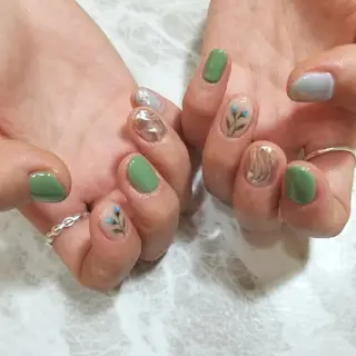 ネイル nailatelier nijiiro.所属・nijiiro🌈 サトウのネイルデザイン