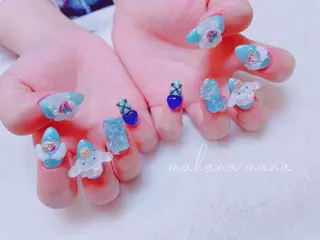 ネイル Makana Mana所属・Makana Manaのネイルデザイン