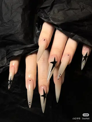 ネイル Rina スカルプ専門店のネイルデザイン