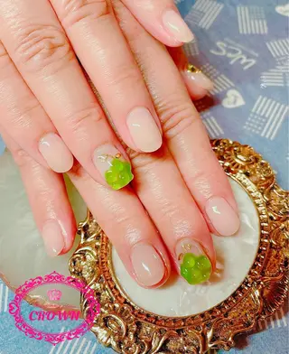 ネイル CROWN プライベートサロンのネイルデザイン