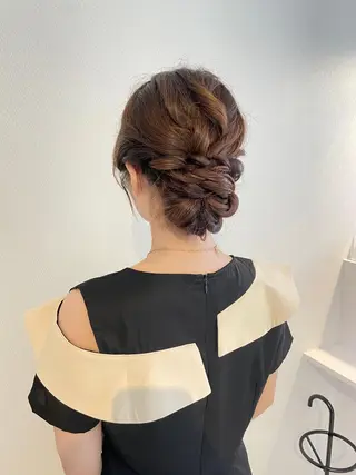 ロング 倉地 更彩のヘアスタイル