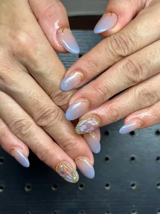 ネイル シャインネイル所属・伊藤 くるみのネイルデザイン