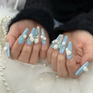 ネイル SHION  のネイルデザイン