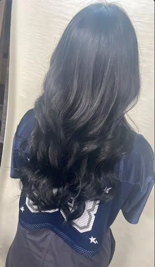 カラー Ｗｉｓｔｅｌｌ新宿所属・🩵たくみハイトーン .エクステ🩵のヘアスタイル