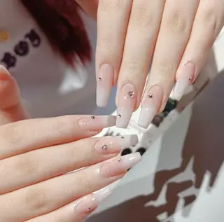 ネイル Queens テイのネイルデザイン