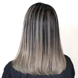 セミロング カラー 小林 竜弥のヘアスタイル