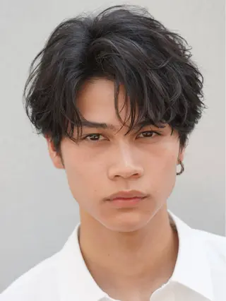 パーマ メンズ 原宿波巻きスパイラル パーマTOSHIのヘアスタイル