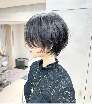 ショート カラー 顔まわり/ボブウルフ 🤍愛唯(めい)のヘアスタイル